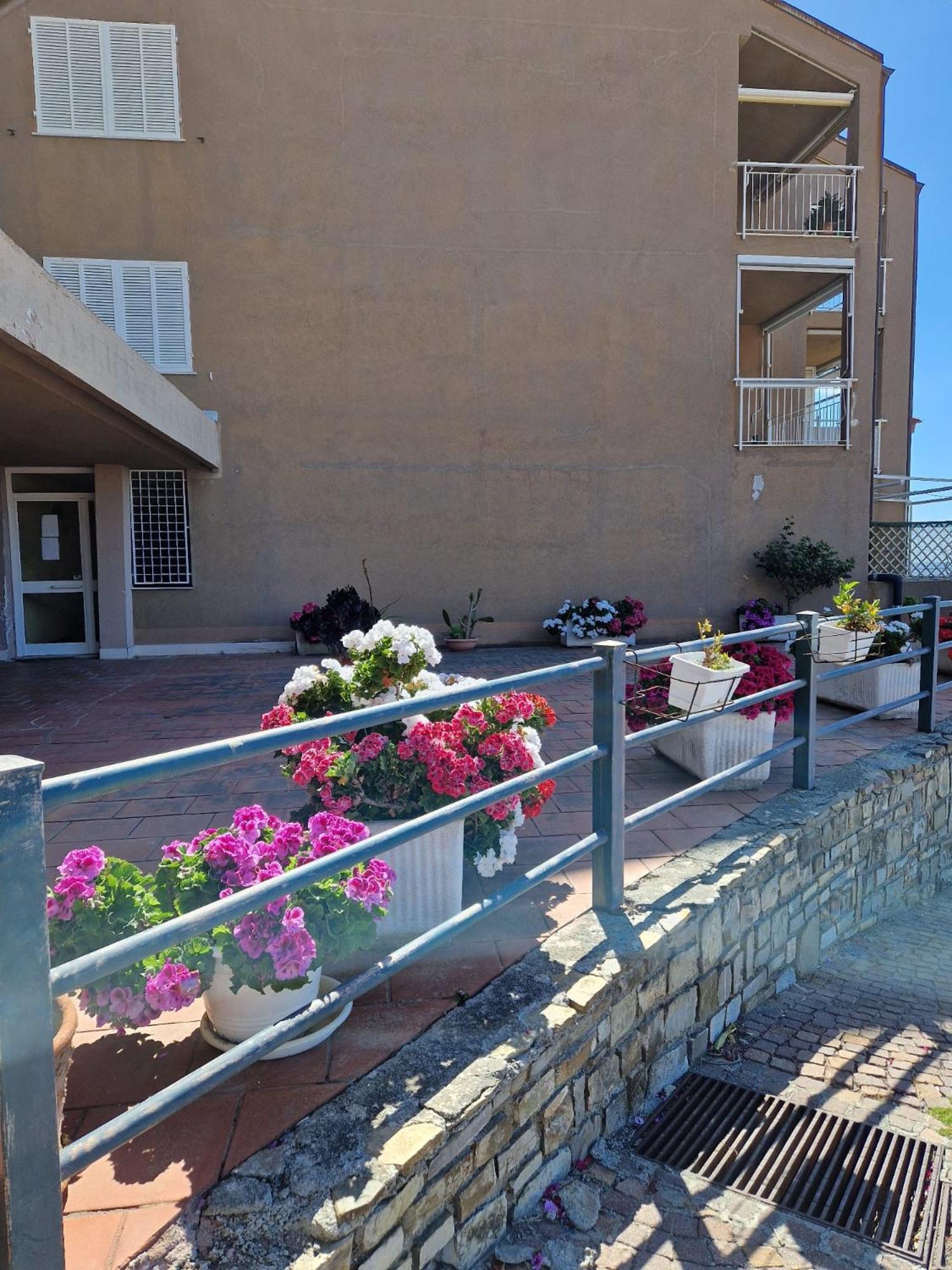 La Finestra Sul Golfo Apartment Ospedaletti Exterior photo